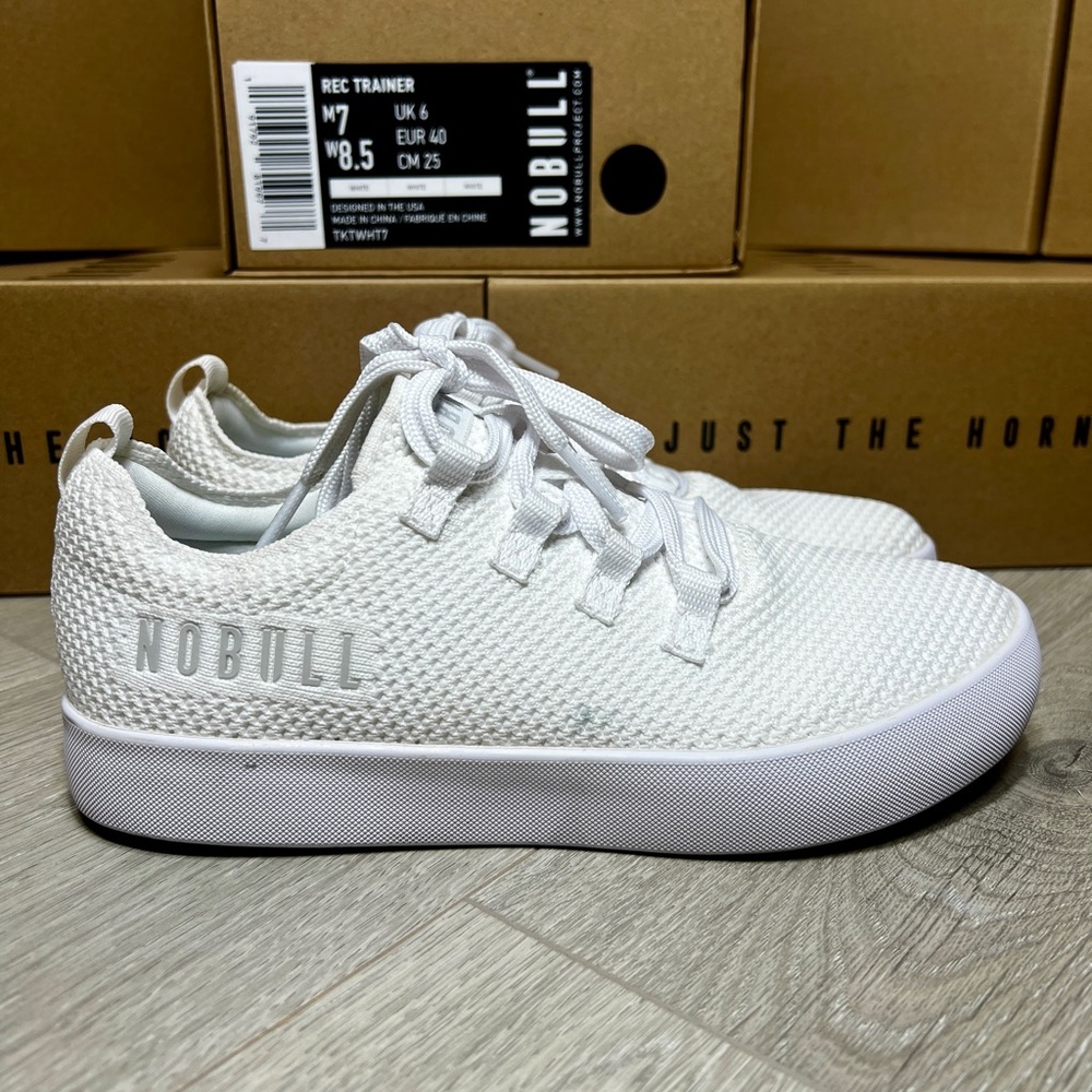 NOBULL Men’s 7/Women’s 8.5 White Knit Rec Sneakers